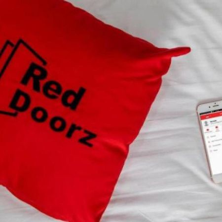 Reddoorz Near Seasons City Mall ジャカルタ エクステリア 写真