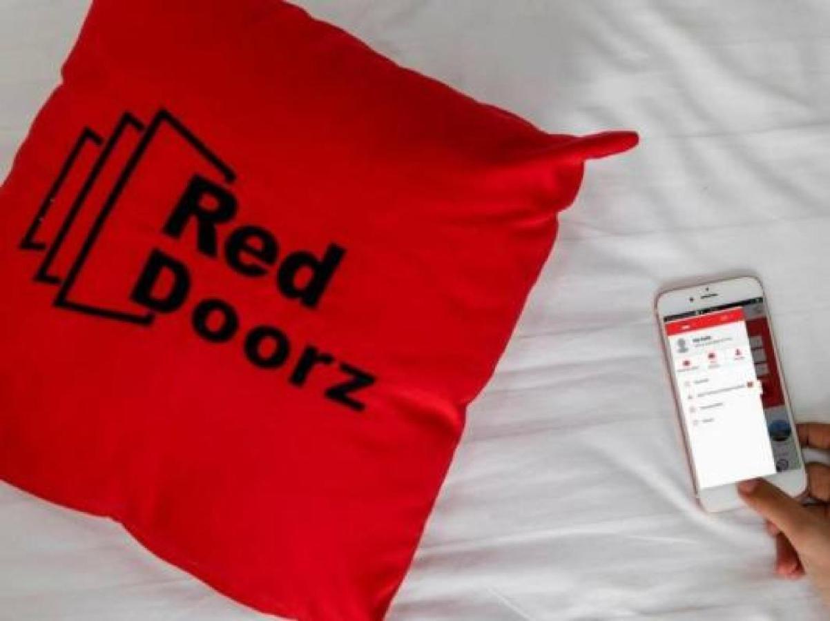 Reddoorz Near Seasons City Mall ジャカルタ エクステリア 写真